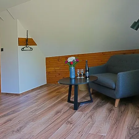 A Drevenica Pri Hati 3*