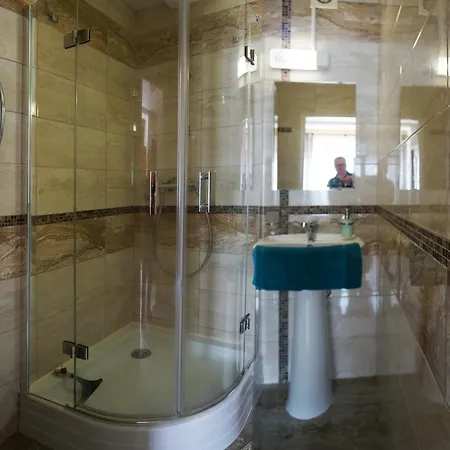 A Drevenica Pri Hati 3*