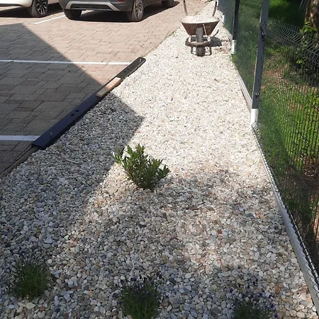 A Drevenica Pri Hati Gæstehus 3*