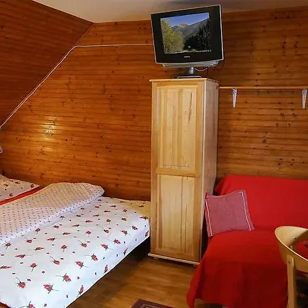 Guest house A Drevenica Pri Hati 2*